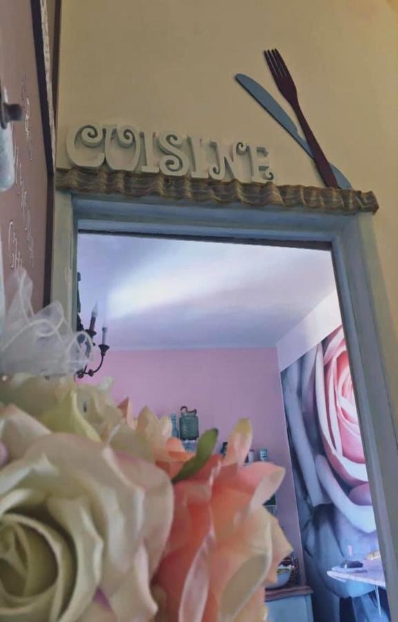 B&B Dimora Chic Gioia Tauro Bagian luar foto